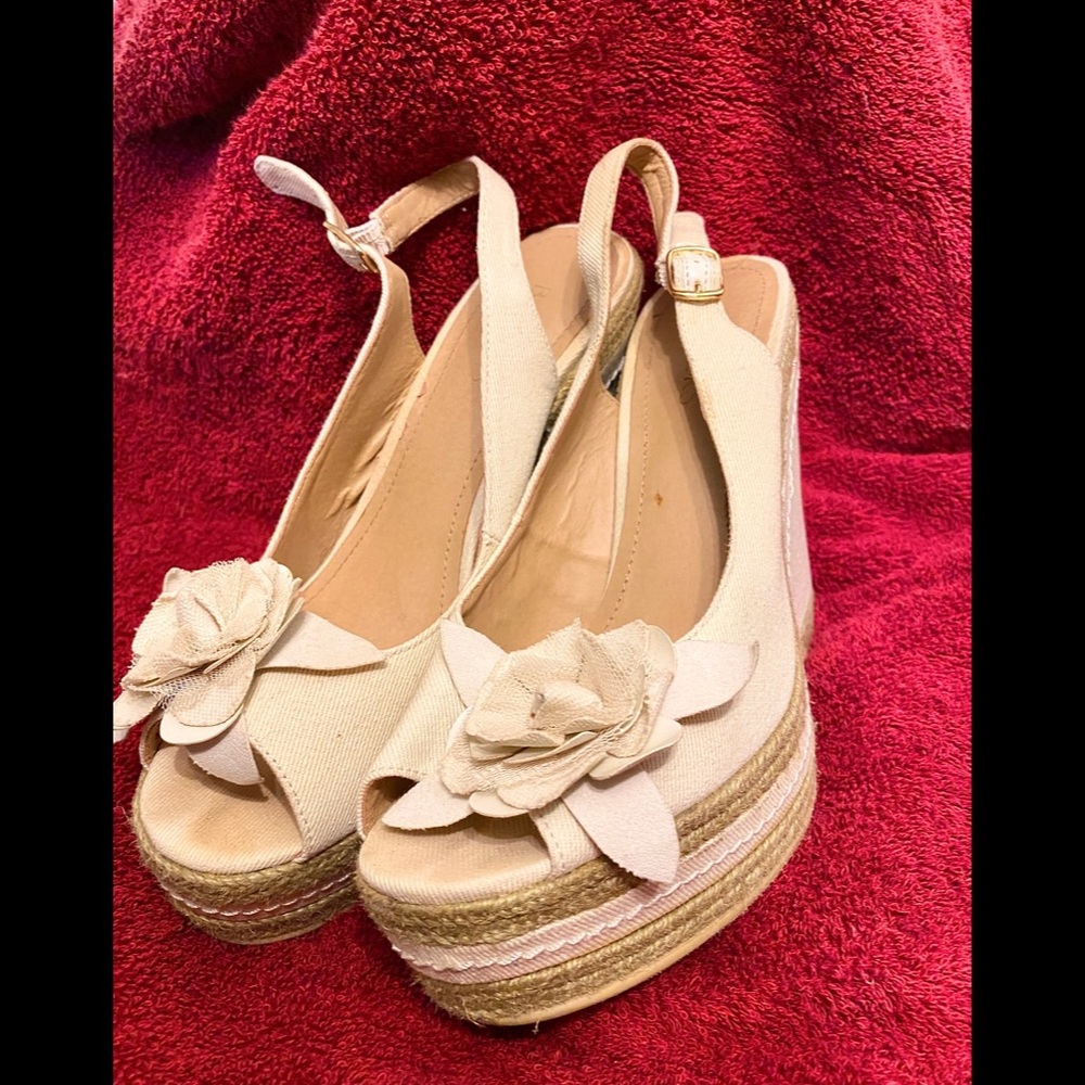 Bakers Aarie Sandal Wedges US Sz 8-8.5